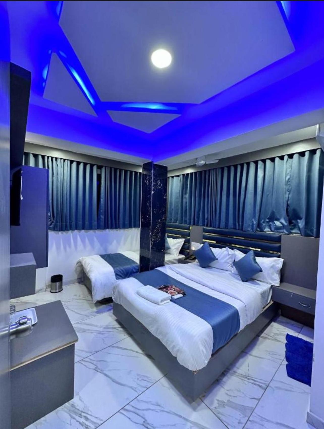 Hotel Season Ahmedabad Luaran gambar