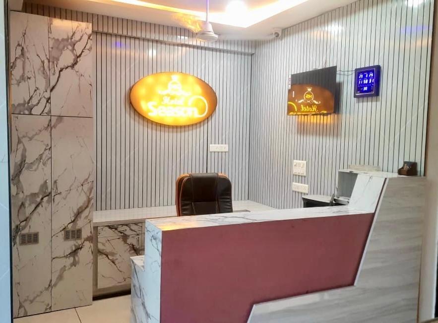 Hotel Season Ahmedabad Luaran gambar